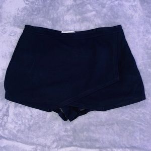 Abercrombie & Fitch Black Skort